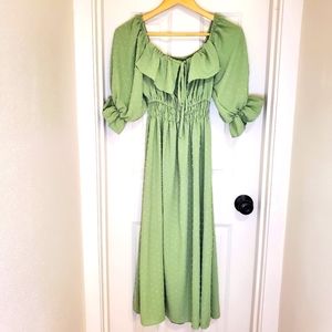 SOLD✅️ Light Green Maxi Dress